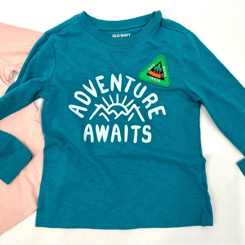 OLD NAVY Pair of Long Sleeve Crewneck Casual T-Shirts Size 5T